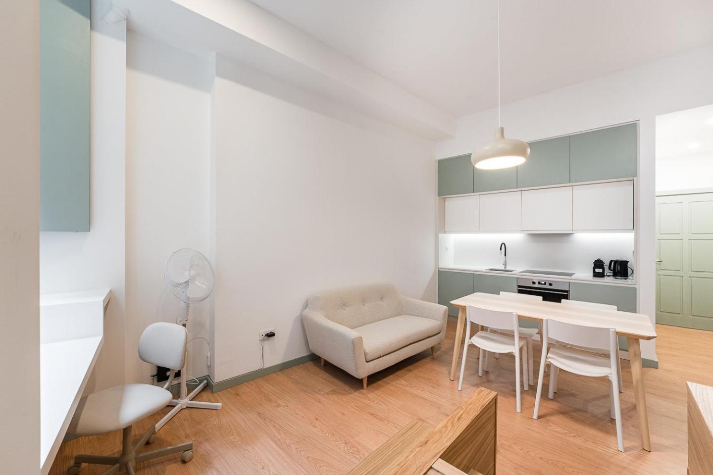 Guestready - A Modern Stay In Downtown Porto Exterior photo